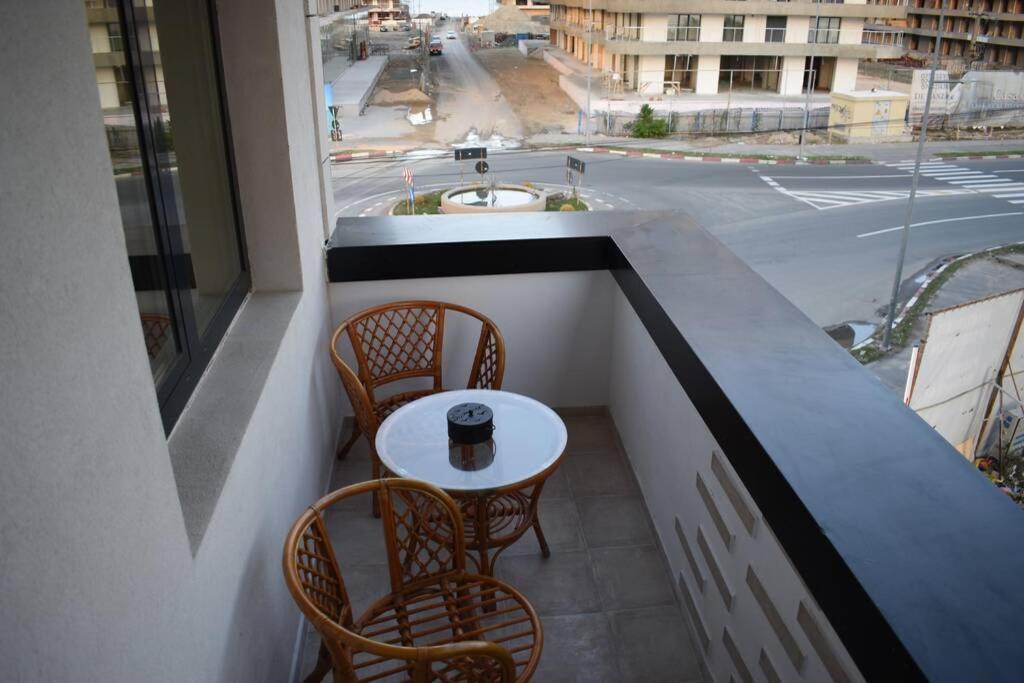 מאמאיה Apartment By The Lake With A View מראה חיצוני תמונה