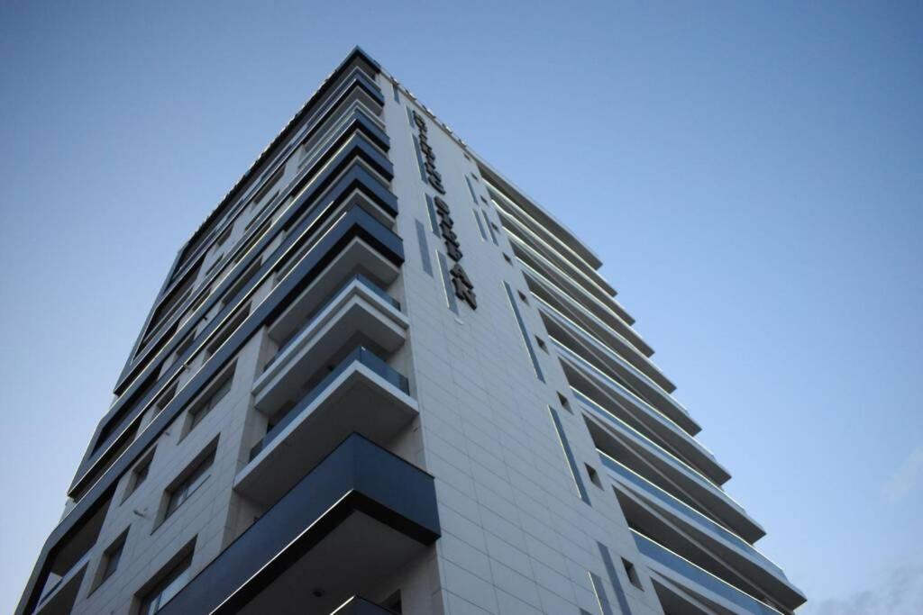 מאמאיה Apartment By The Lake With A View מראה חיצוני תמונה