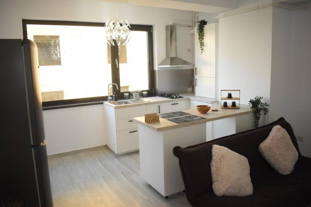 מאמאיה Apartment By The Lake With A View מראה חיצוני תמונה